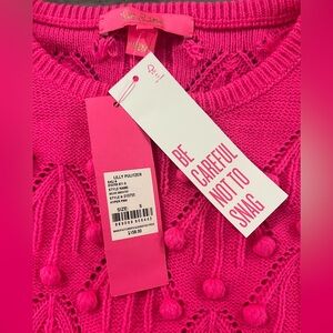 Lily Pulitzer 
Hyper Pink Neuve Sweater 

Size Small